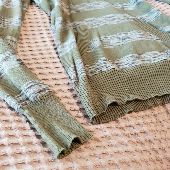 Bella Swan O'Neil Sweater RARE - Picture 4 of 5